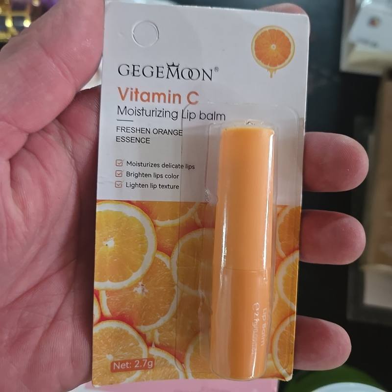 GEGEMOON Vitamin C Moisturizing Lip balm