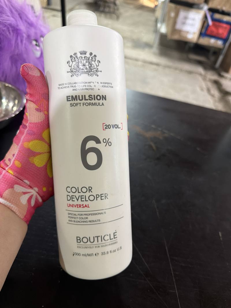 Эмульсия-окислитель BOUTICLE Color Developer Universal 6% 20 VOL.