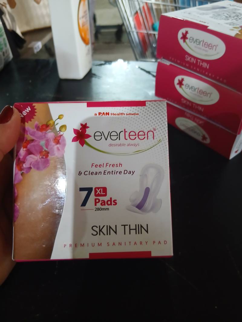 Everteen Skin Thin Premium Sanitary Pad XL 280mm