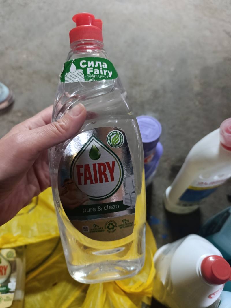 Средство для мытья посуды Fairy Сила против жира pure & clean