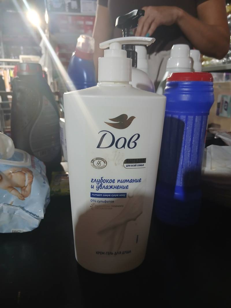Dove Крем-гель для душа Глубокое питание и увлажнение