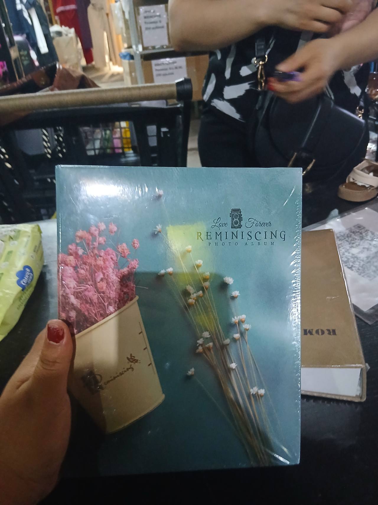Love Forever Reminiscing Photo Album