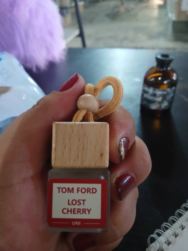 TOM FORD LOST CHERRY