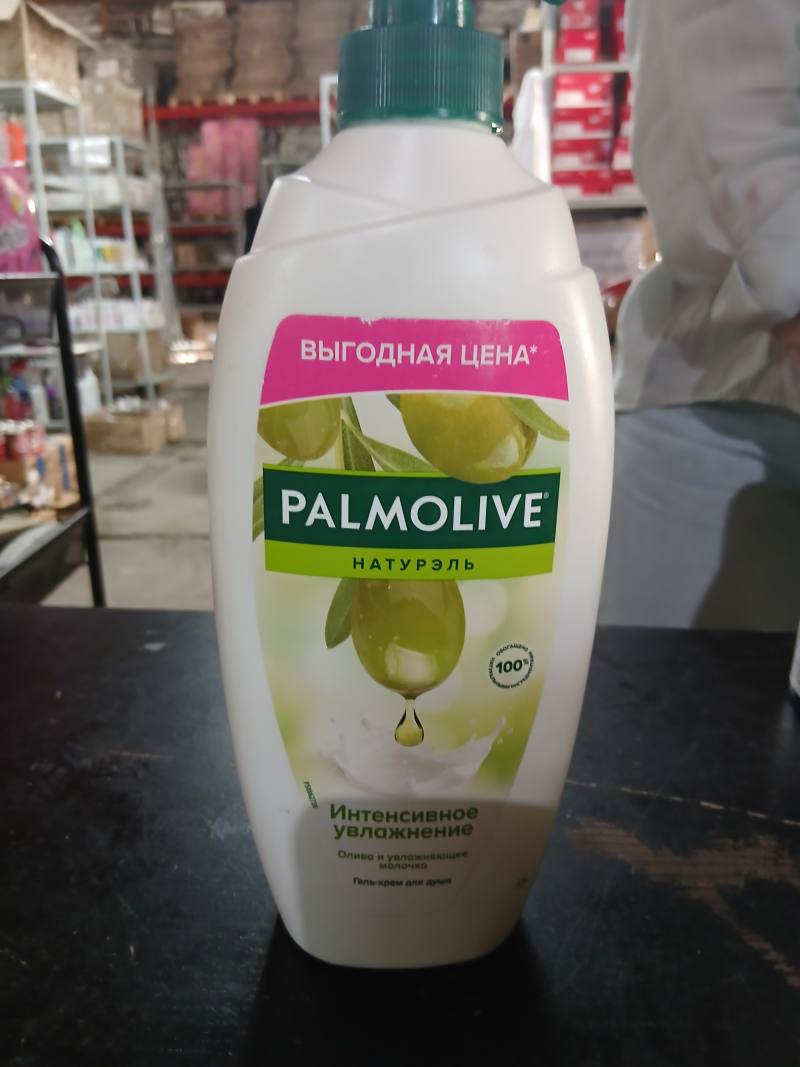 Гель-крем для душа Palmolive Натурэль Интенсивное увлажнение Олива и увлажняющее молочко
