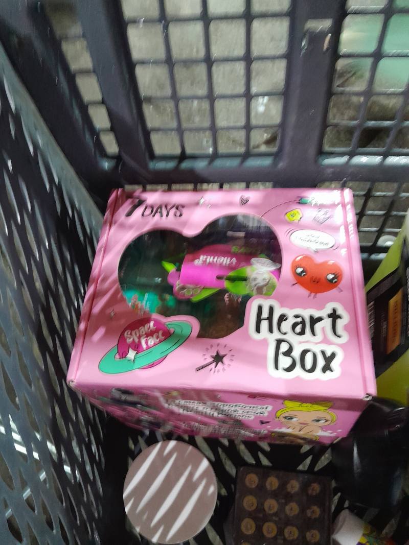 Heart Box 7 DAYS Space Face experimental