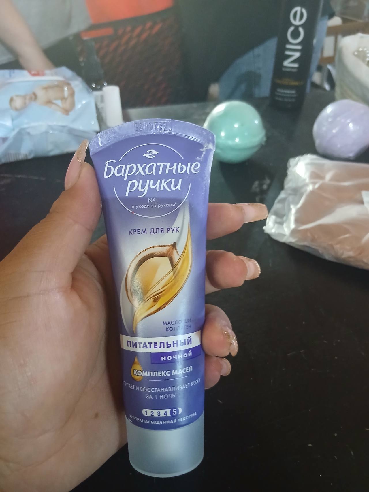 Бархатные ручки Питательный ночной крем для рук